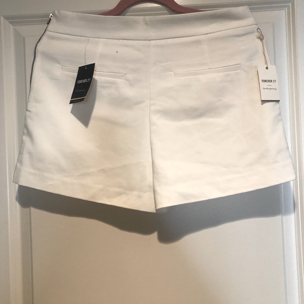 New - White summer white shorts with tags